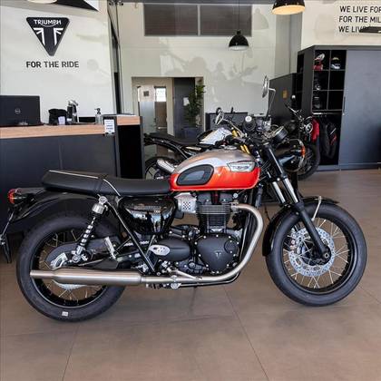 TRIUMPH BONNEVILLE T100 900 TRIUMPH BONNEVILLE T100 900